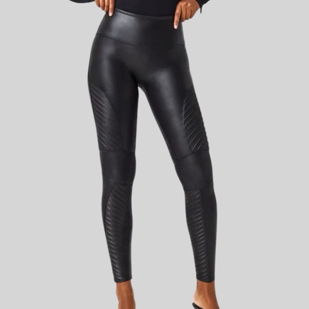 SPANX Faux Leather Moto Leggings Women's Size M Very Black Feminine Statement